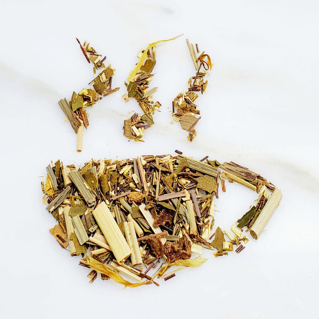 Tea cup-shaped leaves of a tea blend featuring mixture of Lemongrass, Lemon Myrtle and Lemon Peel for our hydrating Lemonade Ice tea